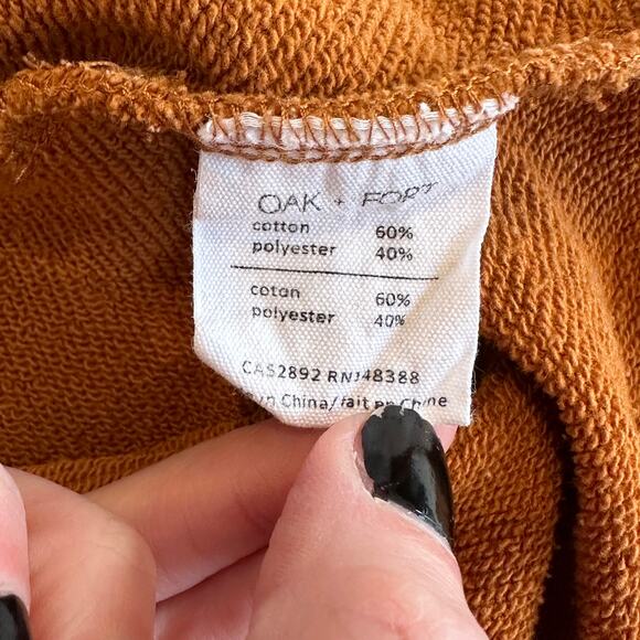 OAK + FORT Oversized Graphic Dot Crewneck Pullover Sweatshirt - Picture 6 of 6